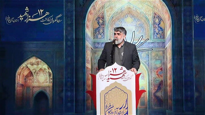  ورزشکاران در میادین ورزشی برای پرچم ایران اسلامی می جنگند